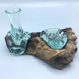 Florero pequeño de vidrio...