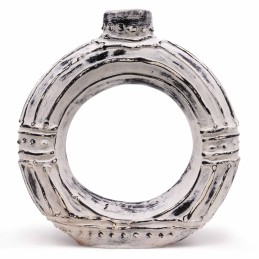 Jarrón Redondo con Forma de...