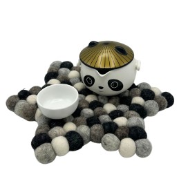 Tapete central de fieltro...